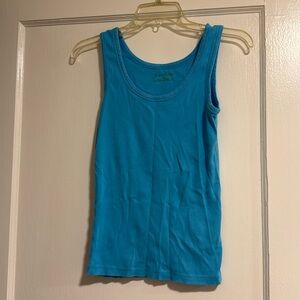 Scoop neck tank top
